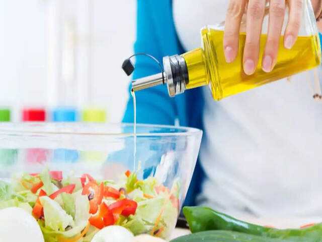 Smart Cooking Tips to Reduce Oil Usage for a Healthier Lifestyle
