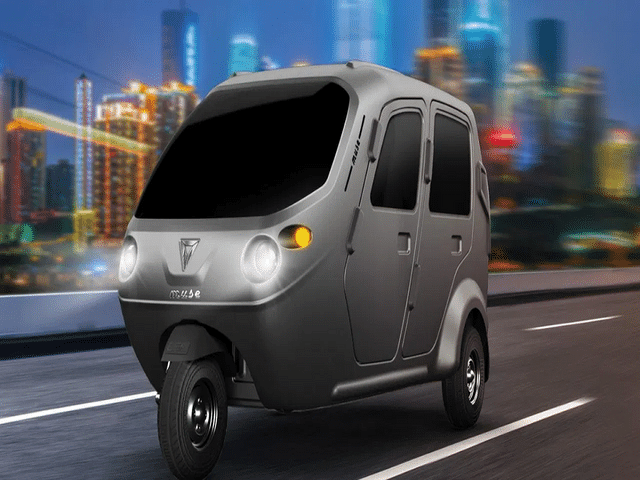 AC, Sunroof and Touchscreen: This Electric Rickshaw Could Redefine ...