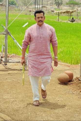 After 'Jaldi The Late', Ravi Kishan Is Back With Another Banger 'Home ...