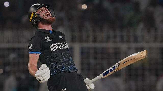 Kolkata's 'Knight Rider' Allen blows away South Africa, takes NZ into final