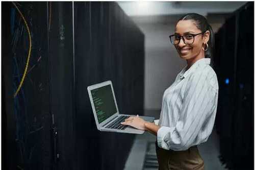 How to Become a Cloud Architect in 2026: A Comprehensive Guide