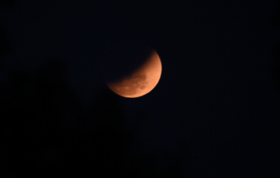 Total Lunar Eclipse observed in India, Blood Moon captivates skies