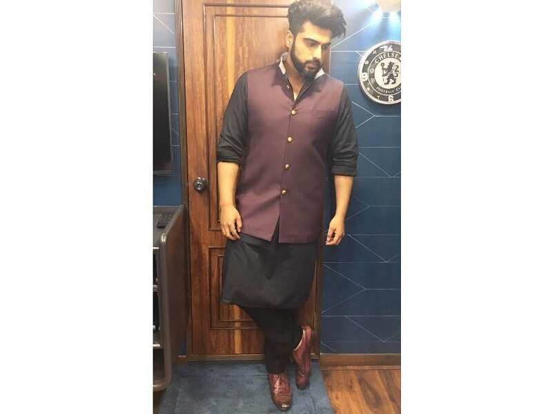 Fawad khan in outlet nehru jacket