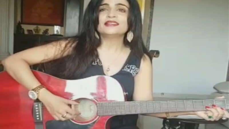 Aa Bhi Ja Videos Latest Videos Of Aa Bhi Ja Times Of India times of india