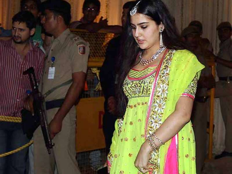 Image result for sara ali khan in saif wedding pic