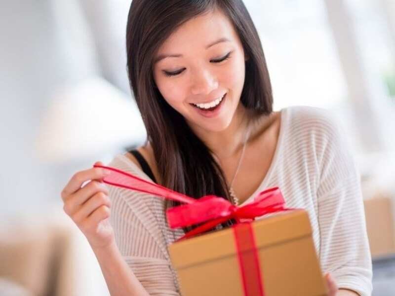 Send Gifts to Pakistan