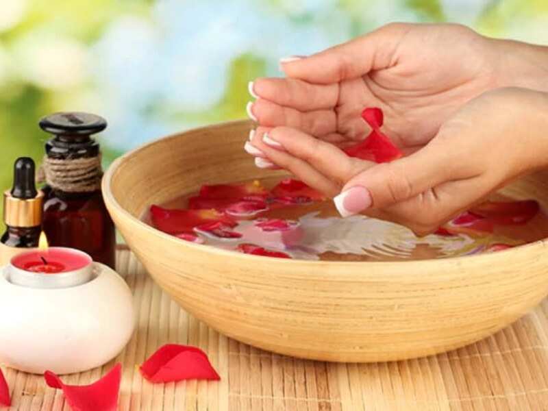 What Is Hot Oil Manicure And Its Benefits What Is Hot Oil Manicure And Its Benefits