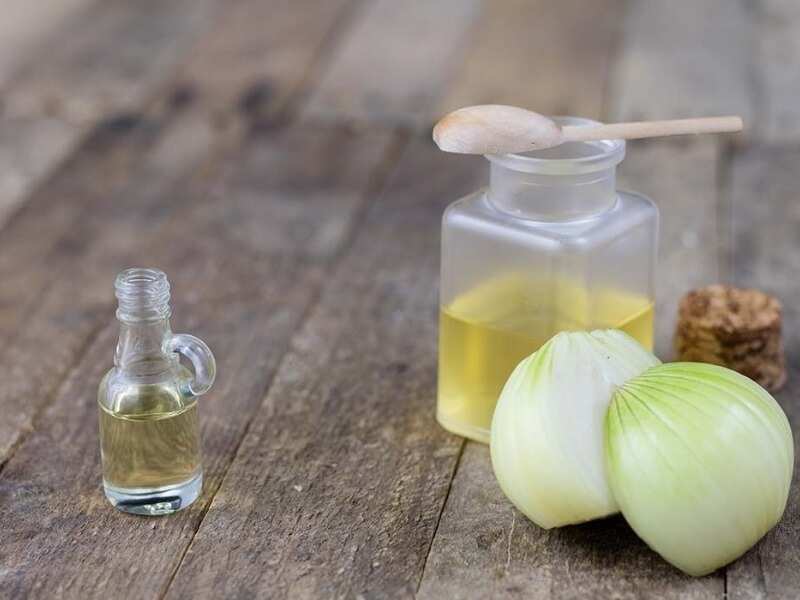 Ways To Use Onion Juice For Faster Hair Growth Ways To Use Onion Juice For Faster Hair Growth