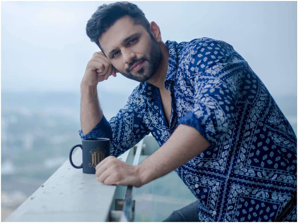 Singer Rahul Vaidya: Latest News, Videos and Photos of Singer Rahul Vaidya | Times of India